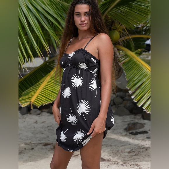 Volcom Cami Mini Dress - Picture 3 of 11